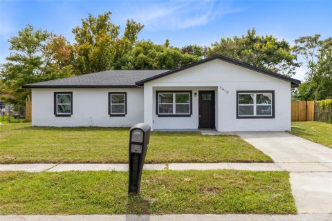 House in Orlando, Florida 4 bedrooms, 136.47 sq.m. № 2398434 - photo 25