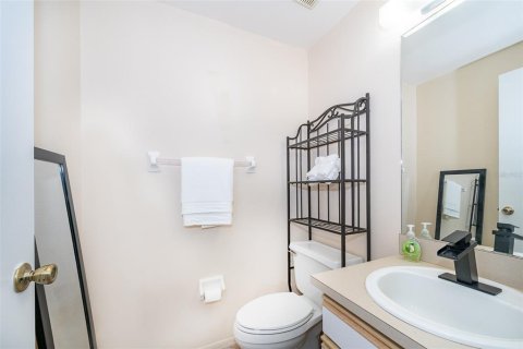 Condominio en alquiler en Winter Haven, Florida, 1 dormitorio, 73.67 m2 № 1919371 - foto 24