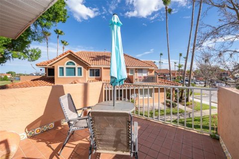 Condominio en alquiler en Winter Haven, Florida, 1 dormitorio, 73.67 m2 № 1919371 - foto 22