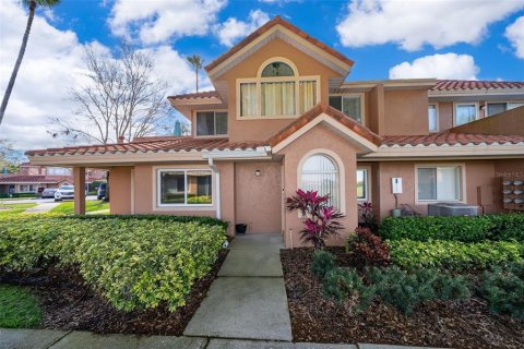 Condominio en alquiler en Winter Haven, Florida, 1 dormitorio, 73.67 m2 № 1919371 - foto 2