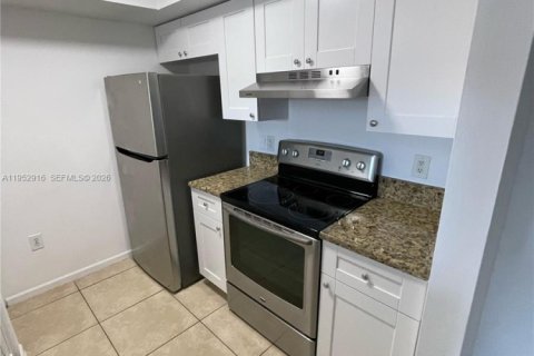 Снять в аренду квартиру в Коконат Крик, Флорида 1 спальня, 62.24м2, № 2008623 - фото 14