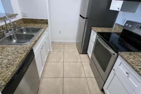 Снять в аренду квартиру в Коконат Крик, Флорида 1 спальня, 62.24м2, № 2008623 - фото 24