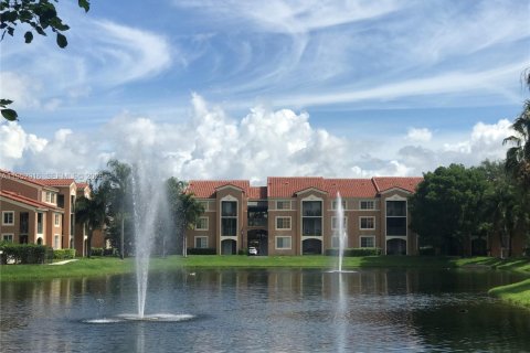 Квартира в Коконат Крик, Флорида 1 спальня, 62.24м2 № 2008623