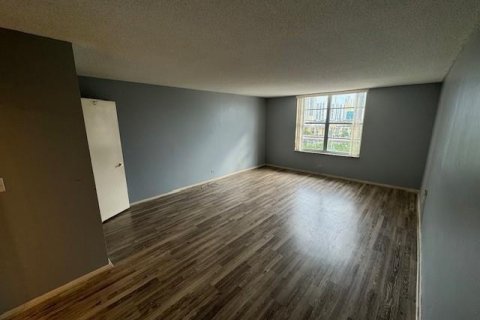 Copropriété à vendre à Sunny Isles Beach, Floride: 3 chambres, 222.97 m2 № 2171387 - photo 13