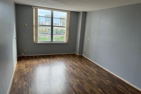 Copropriété à vendre à Sunny Isles Beach, Floride: 3 chambres, 222.97 m2 № 2171387 - photo 21