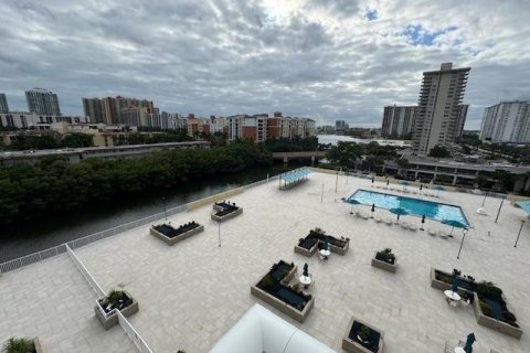 Copropriété à vendre à Sunny Isles Beach, Floride: 3 chambres, 222.97 m2 № 2171387 - photo 3