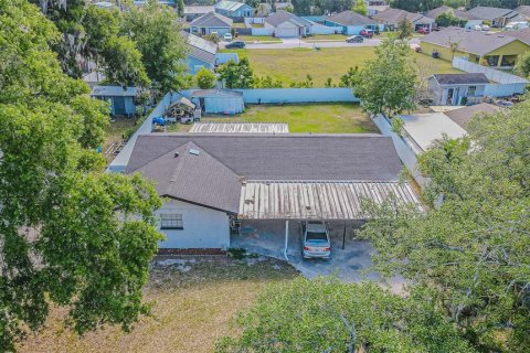 House in Plant City, Florida 4 bedrooms, 176.33 sq.m. № 2211123 - photo 2