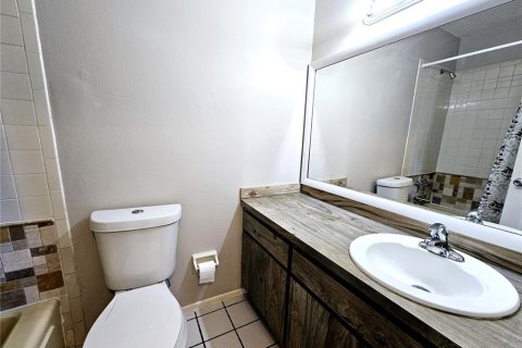 Copropriété à louer à Englewood, Floride: 2 chambres, 83.24 m2 № 2355886 - photo 16