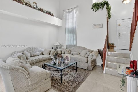 Купить виллу или дом в Пемброк-Пайнс, Флорида 4 спальни, 138.8м2, № 2006643 - фото 6