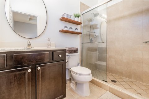 Villa ou maison à vendre à Hialeah, Floride: 3 chambres, 143.53 m2 № 1925616 - photo 15