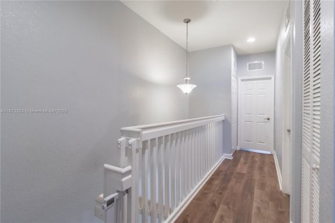 Villa ou maison à vendre à Hialeah, Floride: 3 chambres, 143.53 m2 № 1925616 - photo 12