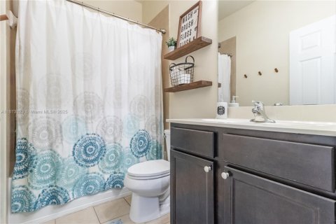 Villa ou maison à vendre à Hialeah, Floride: 3 chambres, 143.53 m2 № 1925616 - photo 20