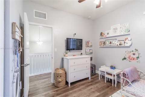 Villa ou maison à vendre à Hialeah, Floride: 3 chambres, 143.53 m2 № 1925616 - photo 19