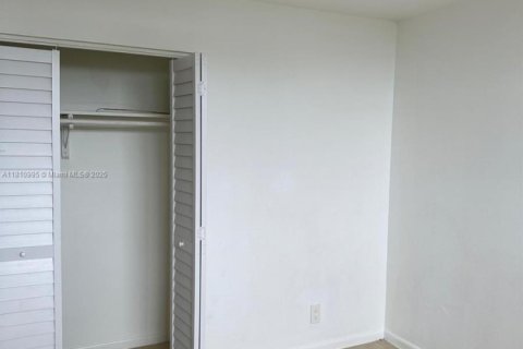 Copropriété à vendre à Hollywood, Floride: 2 chambres, 108.51 m2 № 1963499 - photo 5