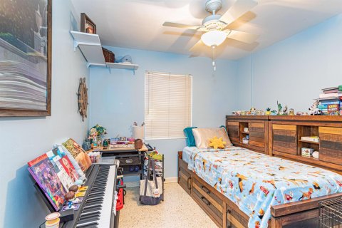 Casa en venta en West Palm Beach, Florida, 4 dormitorios, 127.74 m2 № 2319538 - foto 24