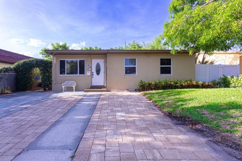 Casa en West Palm Beach, Florida 4 dormitorios, 127.74 m2 № 2319538