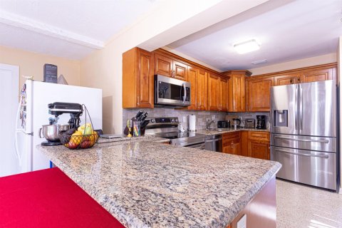 Casa en venta en West Palm Beach, Florida, 4 dormitorios, 127.74 m2 № 2319538 - foto 16