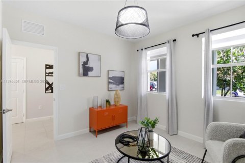 House in Miami, Florida 4 bedrooms, 215.9 sq.m. № 2042408 - photo 7