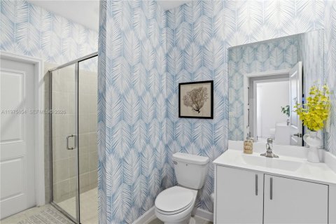 House in Miami, Florida 4 bedrooms, 215.9 sq.m. № 2042408 - photo 18