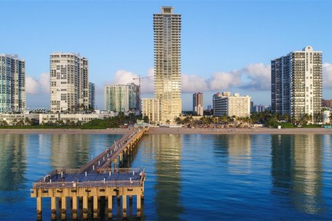 Condo à Sunny Isles Beach, Floride, 2 chambres  № 2153790
