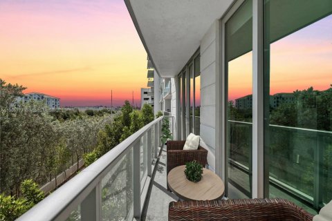 Condo in Doral, Florida, 3 bedrooms  № 1963564 - photo 10