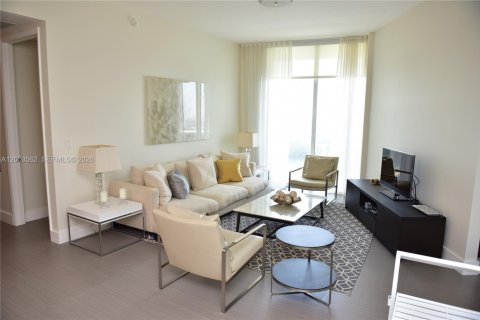 Condominio en venta en Sunny Isles Beach, Florida, 2 dormitorios, 135.92 m2 № 2180245 - foto 6