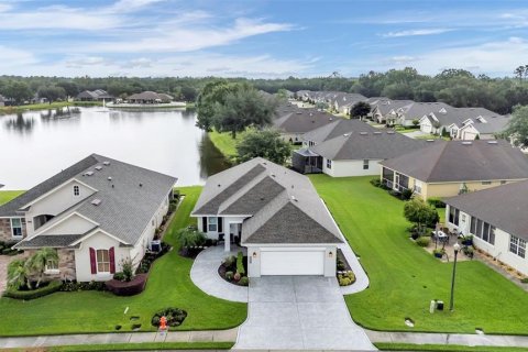 House in Lakeland, Florida 2 bedrooms, 179.39 sq.m. № 2345274 - photo 2