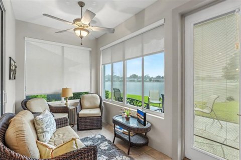 House in Lakeland, Florida 2 bedrooms, 179.39 sq.m. № 2345274 - photo 17