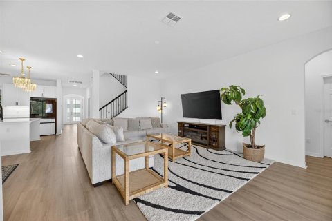 House in Tampa, Florida 5 bedrooms, 352.38 sq.m. № 1835978 - photo 30