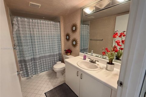 Copropriété à vendre à Pembroke Pines, Floride: 2 chambres, 112.13 m2 № 2077783 - photo 5