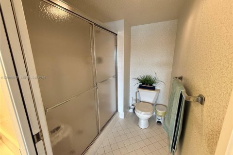 Copropriété à vendre à Pembroke Pines, Floride: 2 chambres, 112.13 m2 № 2077783 - photo 20
