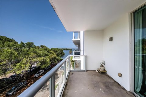 Condo in Miami, Florida, 2 bedrooms  № 1801152 - photo 19