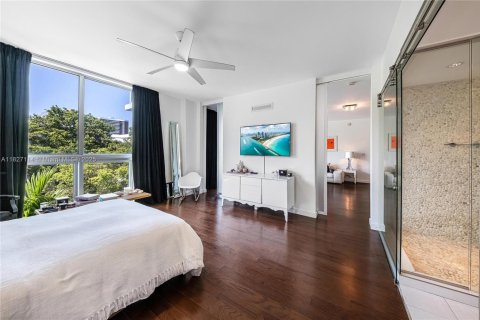 Condo in Miami, Florida, 2 bedrooms  № 1801152 - photo 9