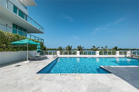 Condo in Miami, Florida, 2 bedrooms  № 1801152 - photo 22