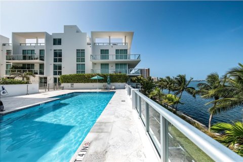 Condo in Miami, Florida, 2 bedrooms  № 1801152 - photo 20