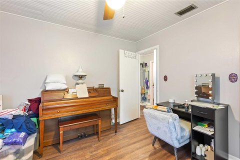 House in Bushnell, Florida 3 bedrooms, 124.86 sq.m. № 1539315 - photo 9