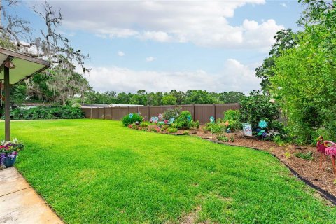 House in Bushnell, Florida 3 bedrooms, 124.86 sq.m. № 1539315 - photo 30