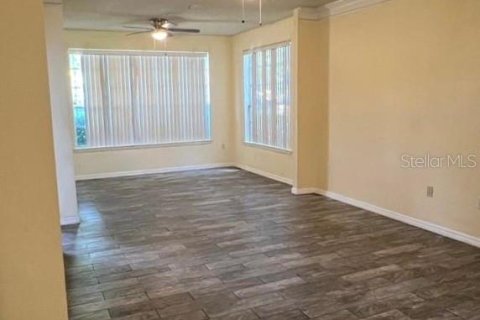 Copropriété à vendre à Orlando, Floride: 3 chambres, 125.6 m2 № 2115336 - photo 4