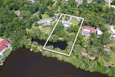 House in Clearwater, Florida 4 bedrooms, 312.34 sq.m. № 1751068 - photo 5