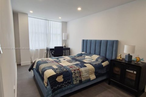 Condominio en alquiler en Miami Beach, Florida, 50.72 m2 № 1937603 - foto 11