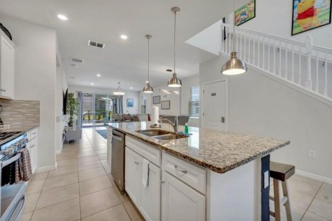 Купить виллу или дом в Дэвенпорт, Флорида 7 комнат, 295.06м2, № 2157454 - фото 9
