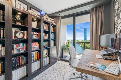 Купить кондоминиум в Авентура, Флорида 2 спальни, 176.61м2, № 2044527 - фото 18