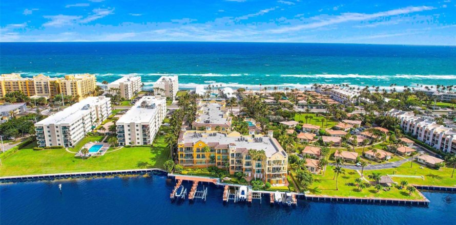Condominio en Hillsboro Beach, Florida, 2 dormitorios  № 2183666