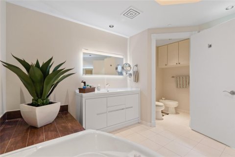 Condominio en venta en Hillsboro Beach, Florida, 2 dormitorios, 201.6 m2 № 2183666 - foto 25