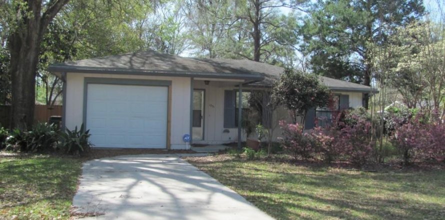 Villa ou maison à Gainesville, Floride 3 chambres, 94.95 m2 № 1675673