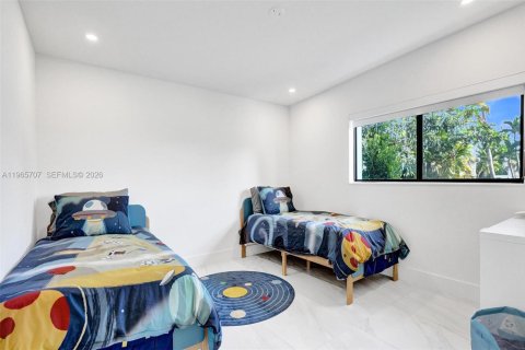 Villa ou maison à vendre à North Miami Beach, Floride: 5 chambres, 210.89 m2 № 2064628 - photo 23