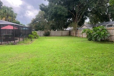 House in Valrico, Florida 4 bedrooms, 193.05 sq.m. № 2432703 - photo 22