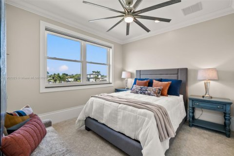 Villa ou maison à vendre à Cape Coral, Floride: 5 chambres, 329.43 m2 № 1975252 - photo 23