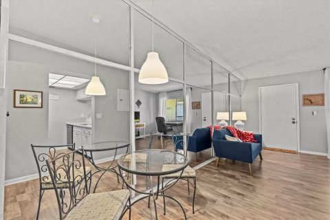 Condo in Clearwater, Florida, 1 bedroom  № 1803548 - photo 15