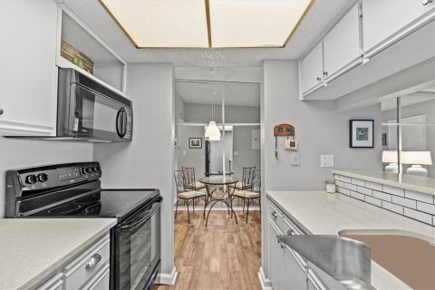 Condo in Clearwater, Florida, 1 bedroom  № 1803548 - photo 20